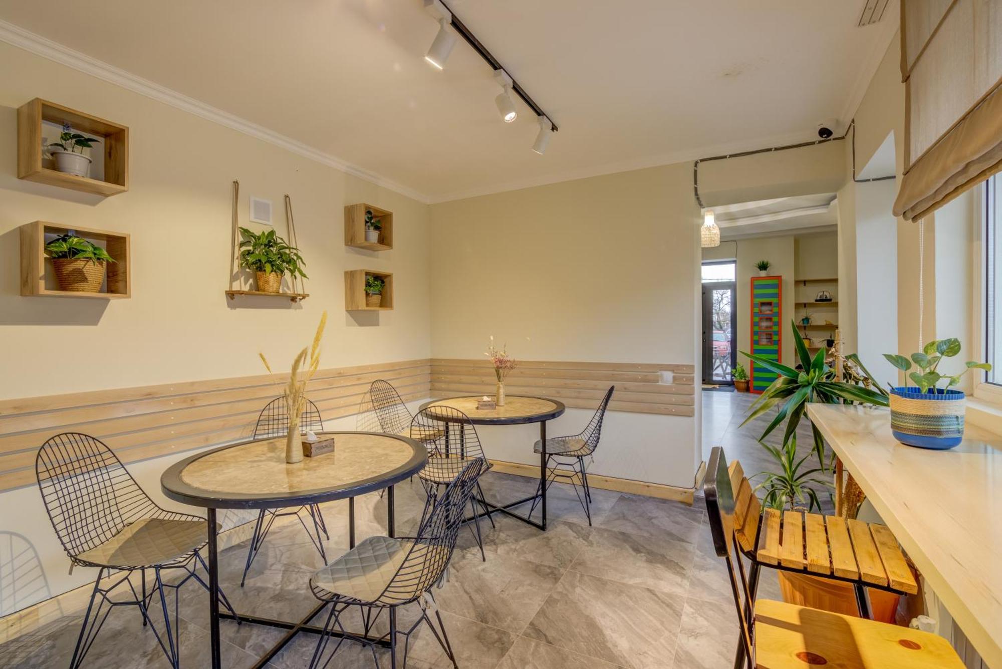 People Guest House Bishkek Exterior photo