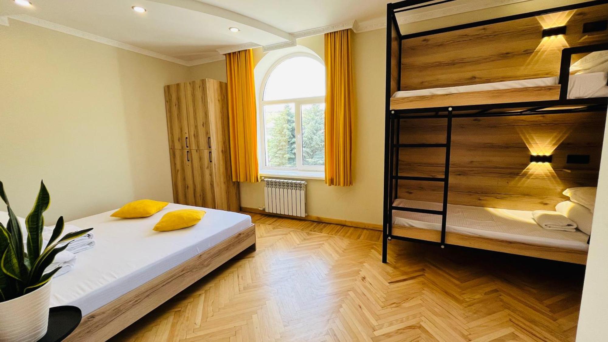 People Guest House Bishkek Exterior photo